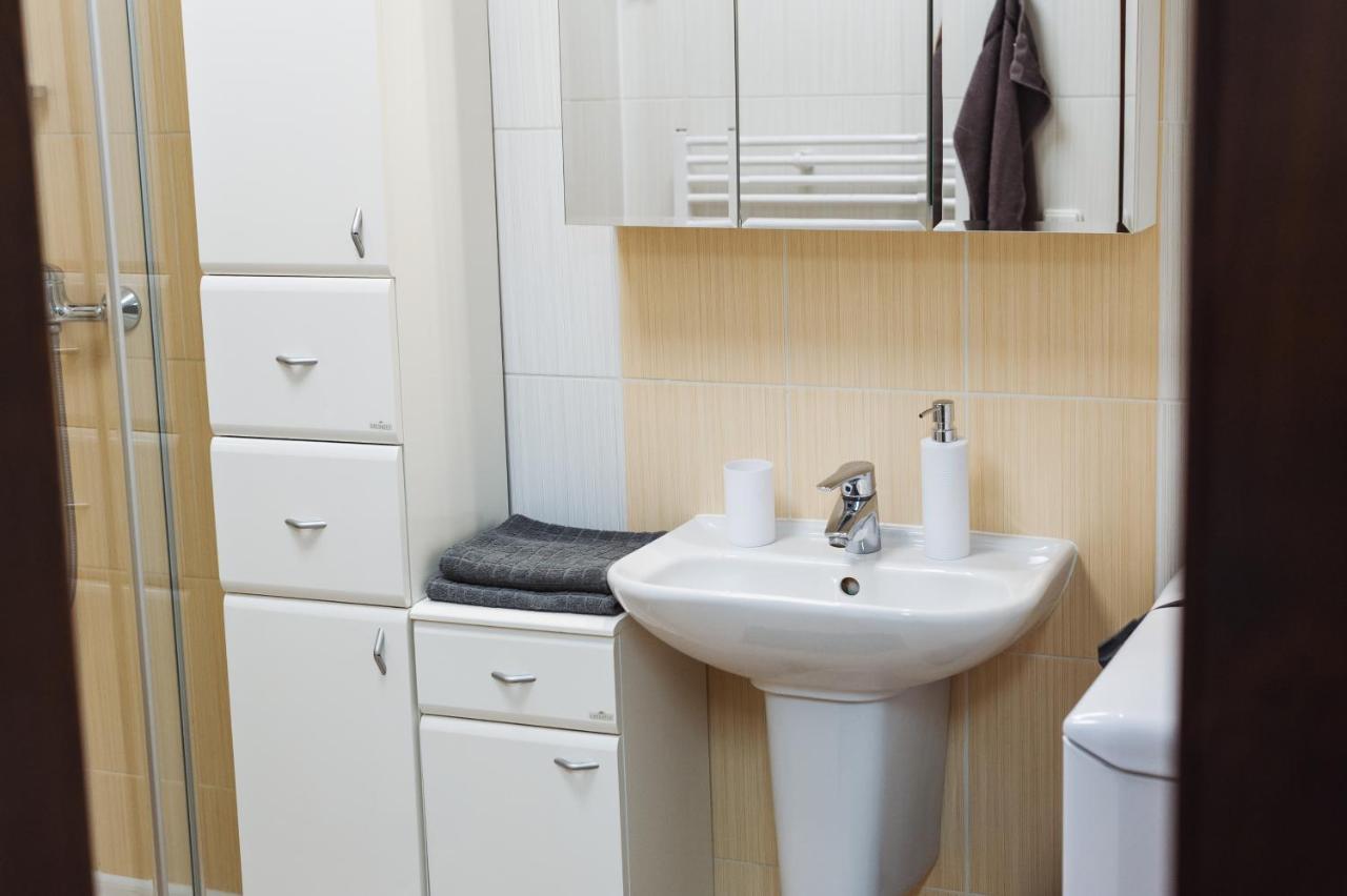 Vila Viktoria - Apartman Viktoria 2 Ruzomberok Buitenkant foto